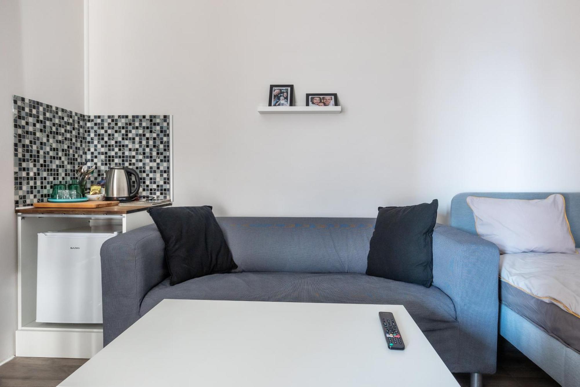 Refurbished Studios, Mountain View Balconies, Minutes From Gondola Bansko Exterior photo